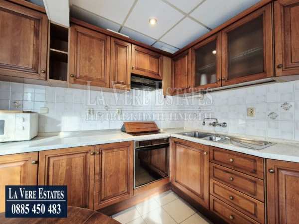 Продава  4-стаен град Русе, Чародейка - Юг
      107 кв.м