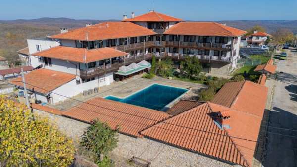 Продава хотел, с. граматиково, област бургас