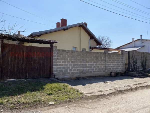 Продава къща, гр. попово, област търговище