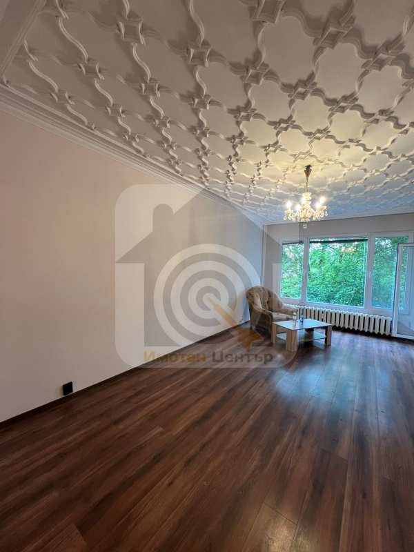 Продава 4-стаен, гр. софия, банишора
