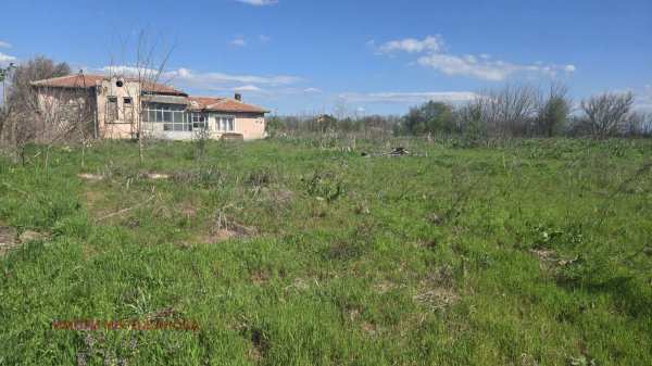 Продава парцел, с. загорци, област сливен