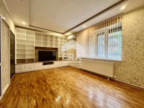 Продава 3-стаен, гр. русе, широк център
