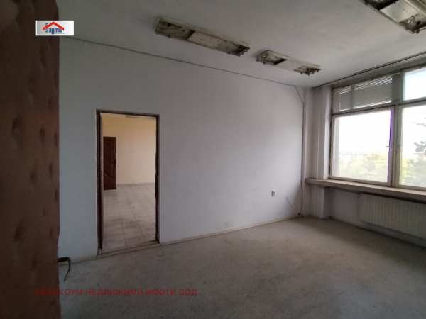 Продава офис, гр. плевен, идеален център