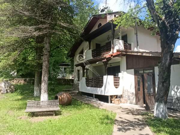 Продава хотел, гр. плачковци, област габрово