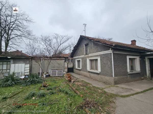 Продава къща, гр. русе, централен кооп. пазар