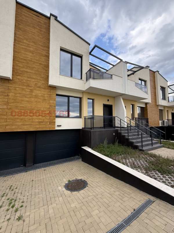 Продава къща, гр. пловдив, западен