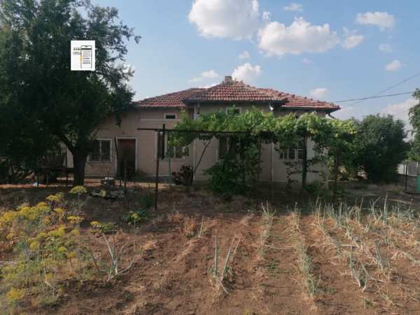Продава къща, с. крушари, област добрич