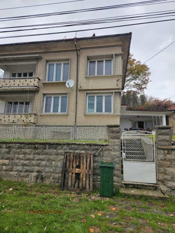 Продава къща, с. николово, област русе