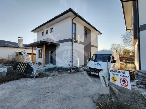 Продава къща, с. петково, област софия област