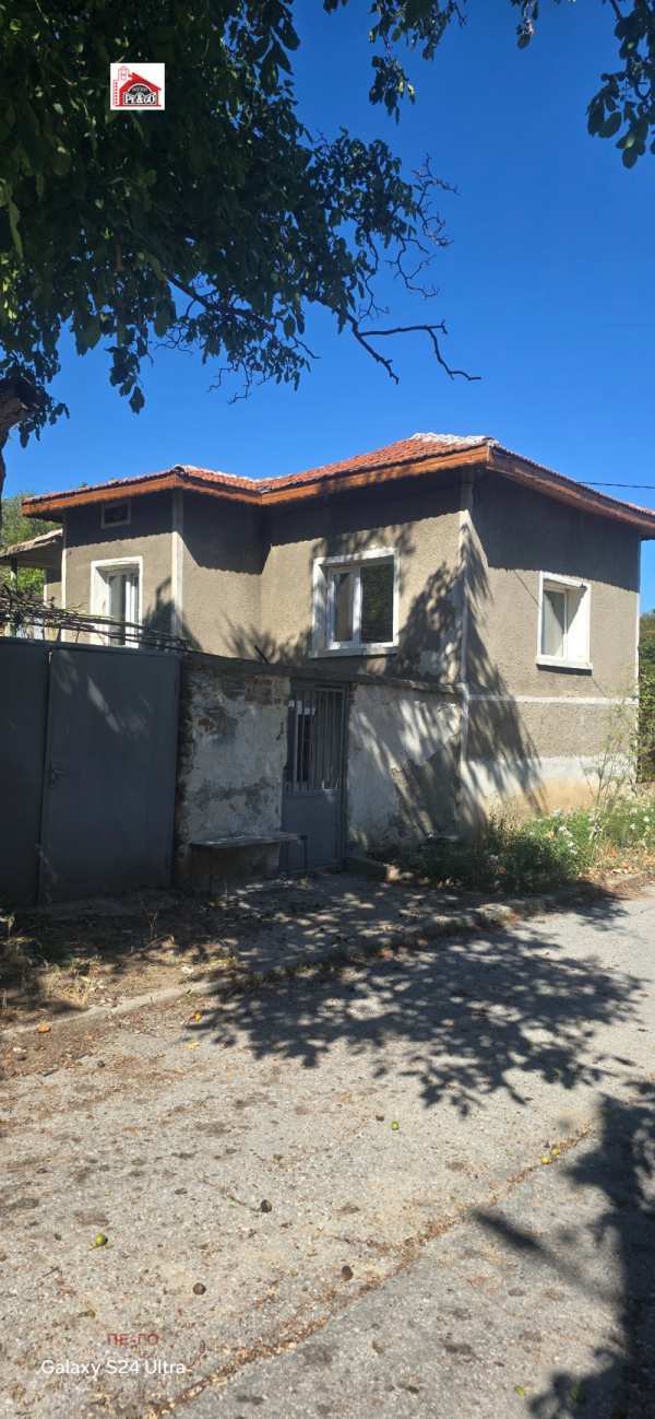 Продава къща, с. славовица, област пазарджик