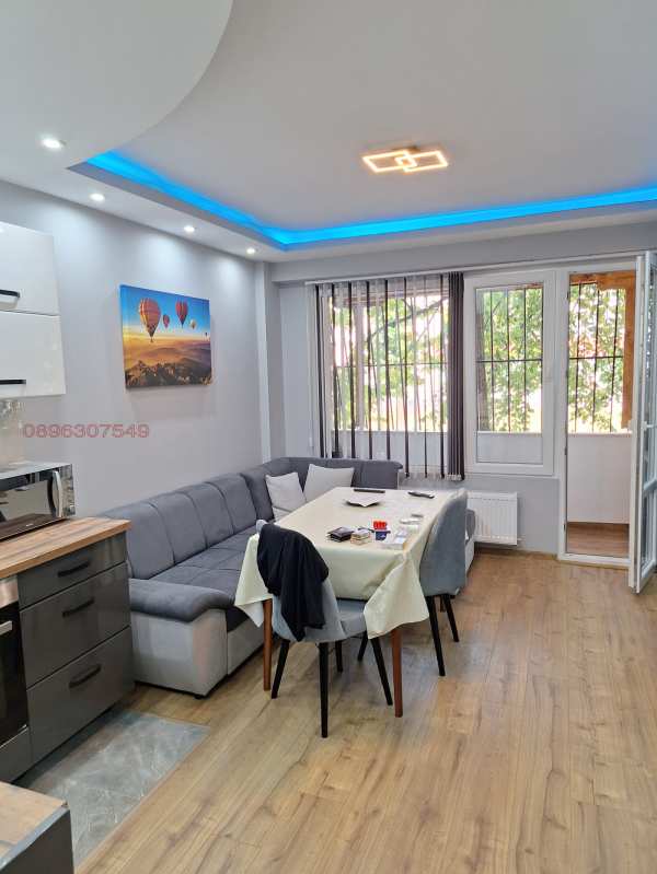 Продава 3-стаен, гр. софия, толстой