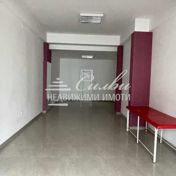 Продава  магазин град Шумен, Център
      45 кв.м