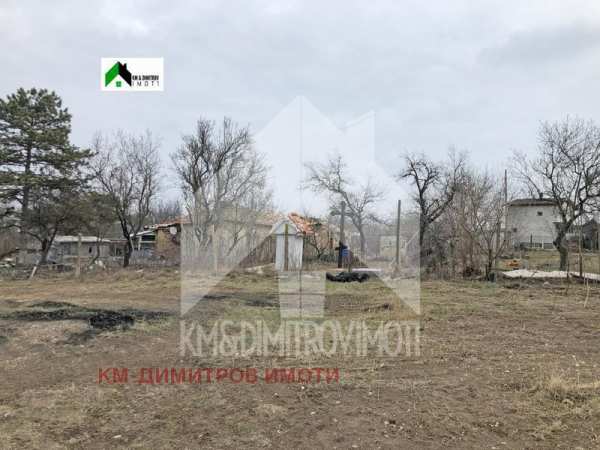 Продава парцел, гр. нови пазар, област шумен