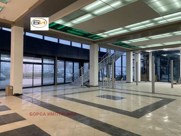 Продава  магазин град Враца, Промишлена зона
      3651 кв.м