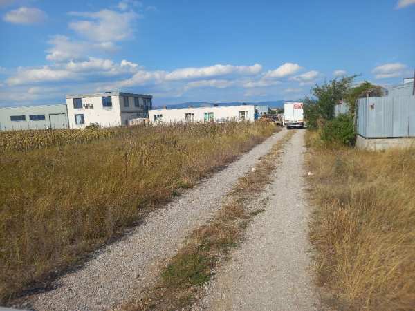 Продава парцел, гр. божурище, област софия област