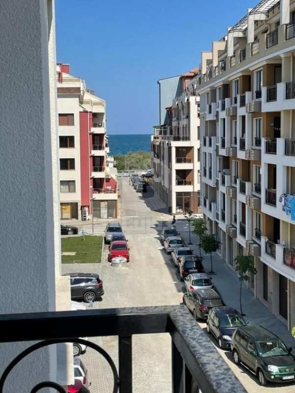 Продава 4-стаен, гр. поморие, област бургас