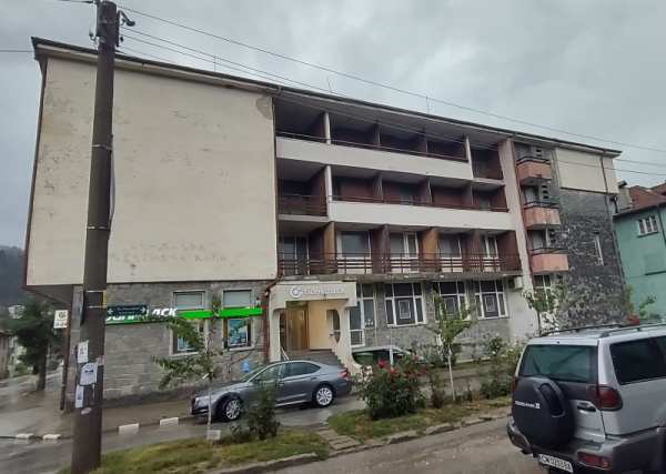 Продава хотел, гр. чепеларе, област смолян