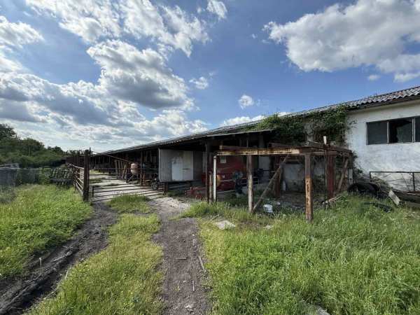 Продава пром. помещение, с. гергини, област габрово