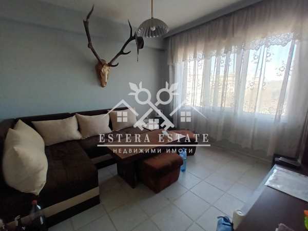 Продава 3-стаен, гр. шумен, тракия