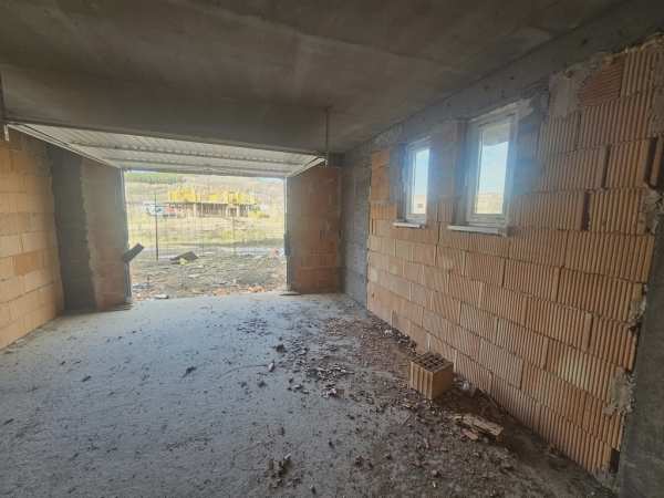 Продава гараж, паркомясто, гр. кърджали, възрожденци