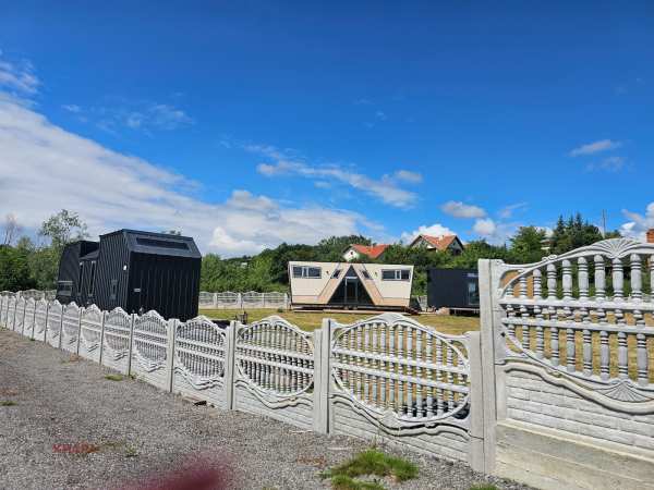 Продава хотел, с. шкорпиловци, област варна