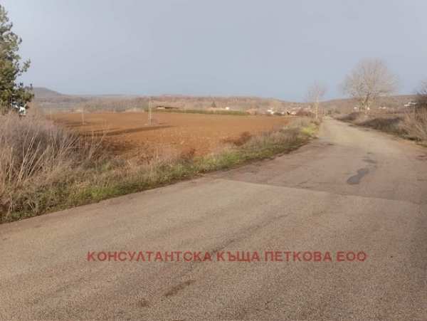 Продава парцел, с. казачево, област ловеч