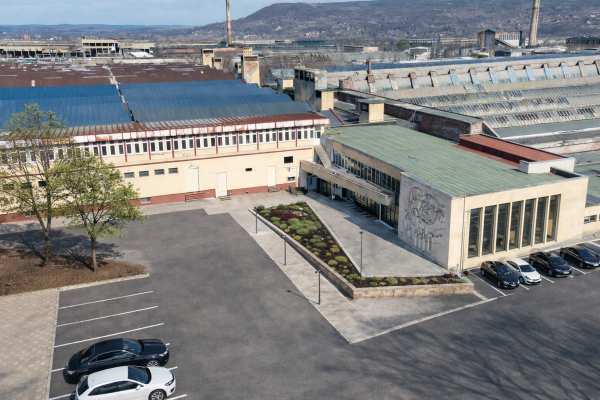 Продава склад, гр. плевен, индустриална зона - запад