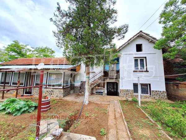 Продава къща, с. градище, област плевен