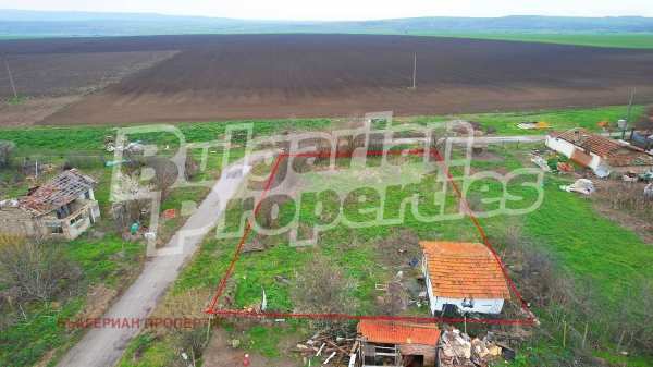 Продава парцел, с. царевци, област варна