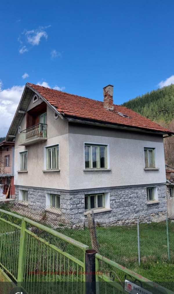 Продава къща, с. маджаре, област софия област