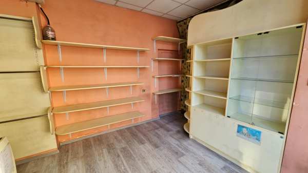 Продава магазин, гр. разград, център