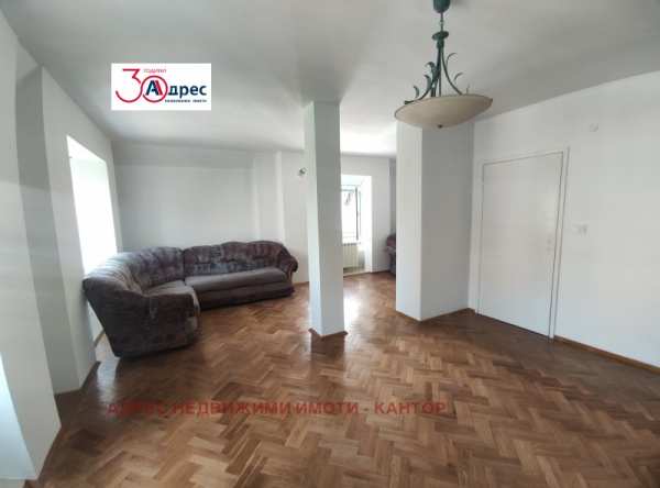 Продава мезонет, гр. пазарджик, идеален център