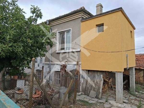 Продава къща, с. искра, област бургас