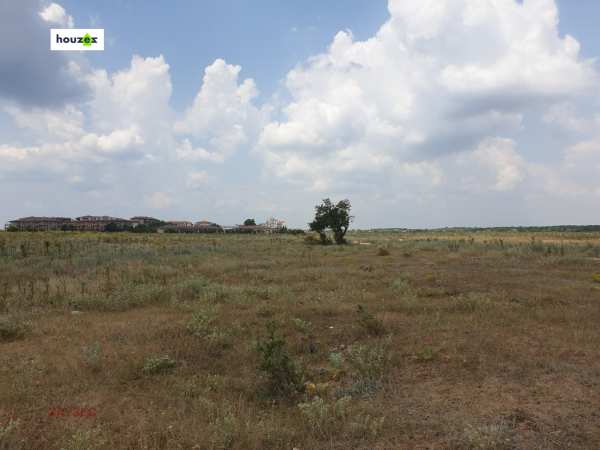 Продава парцел, с. божурец, област добрич