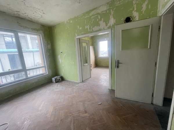 Продава многостаен, гр. шумен, математическа гимназия