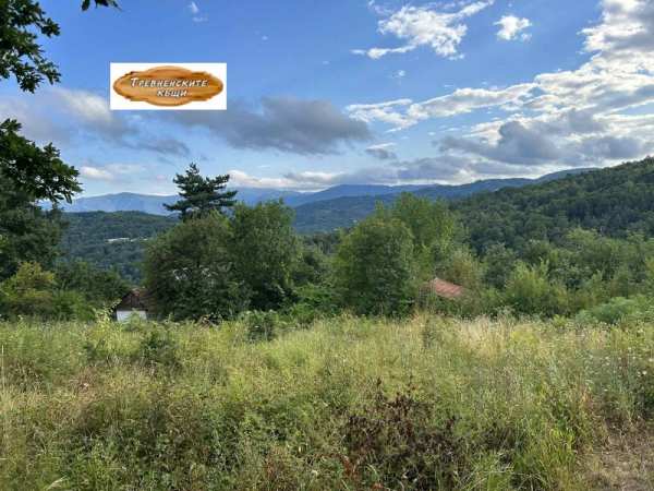 Продава парцел, гр. трявна, област габрово