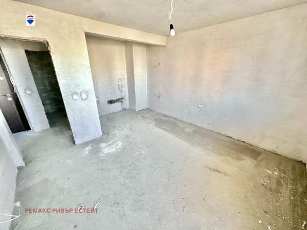 Продава 2-стаен, гр. русе, дружба 3