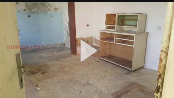 Продава 2-стаен, с. царимир, област пловдив
