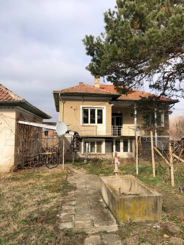 Продава къща, гр. брегово, област видин