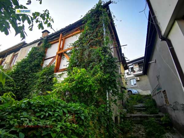 Продава къща, гр. велико търново, център