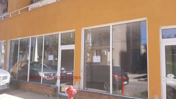Продава  магазин гр. Казанлък, област Стара Загора
      148 кв.м