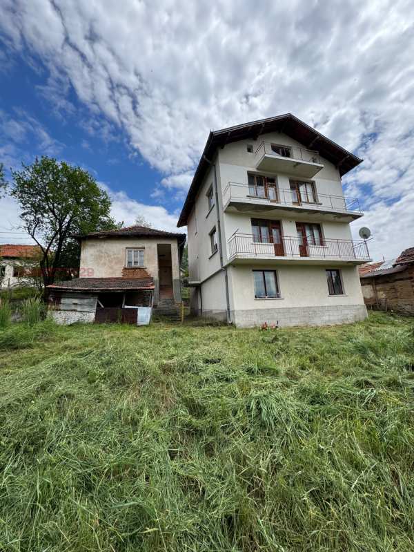 Продава къща, с. ковачевци, област софия област