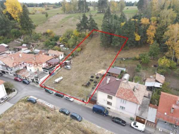 Продава  парцел гр. Разлог, област Благоевград
      903 кв.м