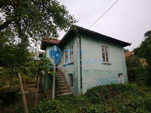 Продава къща, с. поликраище, област велико търново