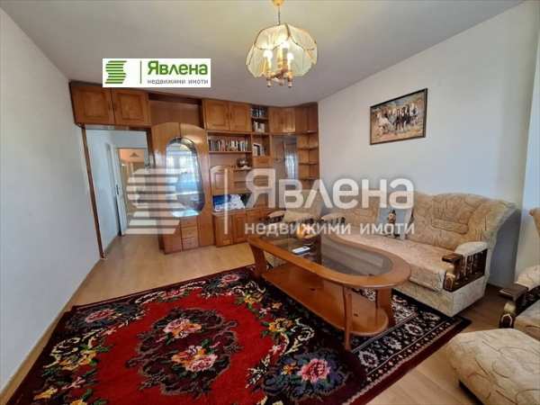 Продава 4-стаен, гр. бургас, лазур