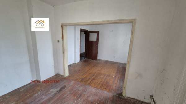 Продава 4-стаен, гр. севлиево, област габрово