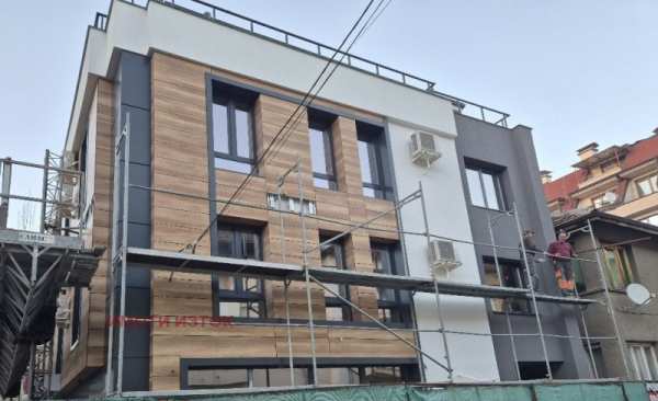 Продава магазин, гр. перник, център