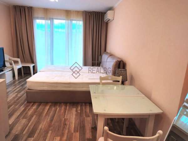 Продава  1-стаен с. Шкорпиловци, област Варна
      39 кв.м