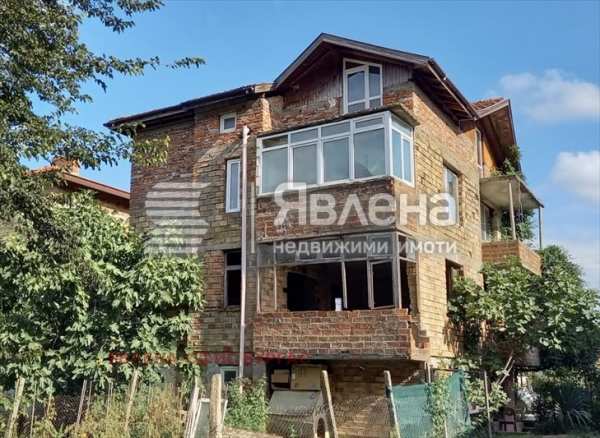 Продава етаж от къща, гр. царево, област бургас