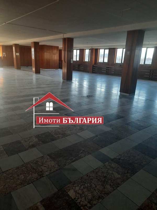 Продава бизнес имот, гр. баня, област пловдив